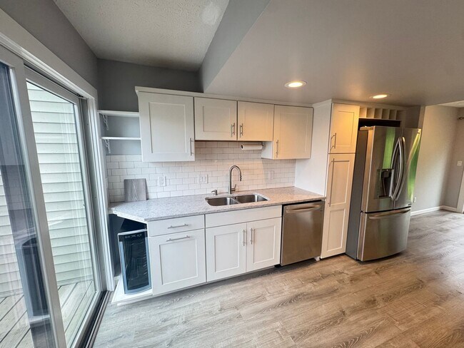 6225 Acropolis Dr SE-Unit -6225 Acropolis Dr in Grand Rapids, MI - Building Photo - Building Photo