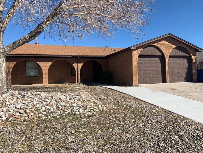 8620 Liberty Dr NE in Albuquerque, NM - Building Photo - Building Photo