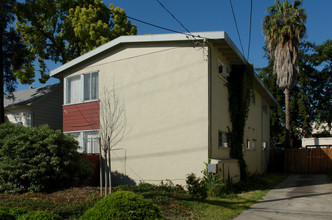 463-469 S 7th St in San Jose, CA - Foto de edificio - Building Photo