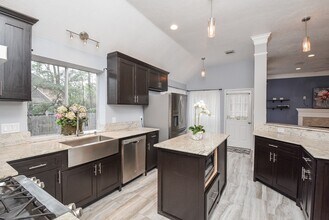 71 N Crossed Birch Pl in Spring, TX - Foto de edificio - Building Photo