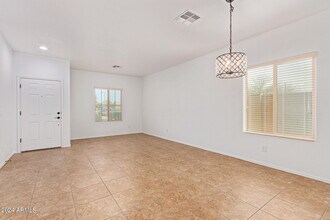 19137 W Monroe St in Buckeye, AZ - Building Photo - Building Photo