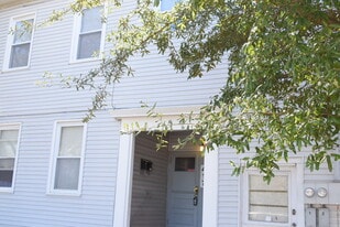 417 N 5th Ave, Unit 417 N 5th Ave #1 in Wilmington, NC - Building Photo