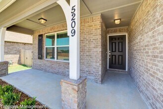 5209 S Nassau Ave in Sand Springs, OK - Building Photo - Building Photo