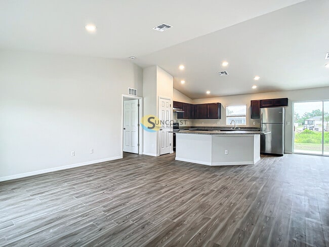 3783 S Ventura Ave in Inverness, FL - Building Photo - Building Photo