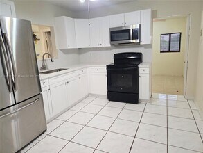 4004 SW 20th St in West Park, FL - Building Photo - Building Photo