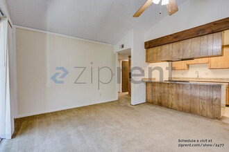 9130 Nasreen Dr in Sacramento, CA - Building Photo - Building Photo