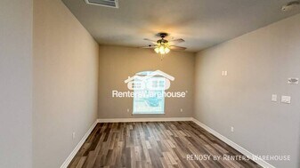 7823 Gladstone St in Houston, TX - Building Photo