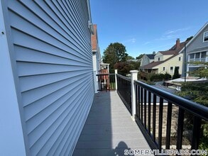 41 Simpson Ave in Somerville, MA - Foto de edificio - Building Photo