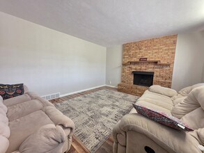 7105 S 2530 W in West Jordan, UT - Building Photo - Building Photo