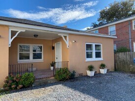 316 24th St in Virginia Beach, VA - Building Photo