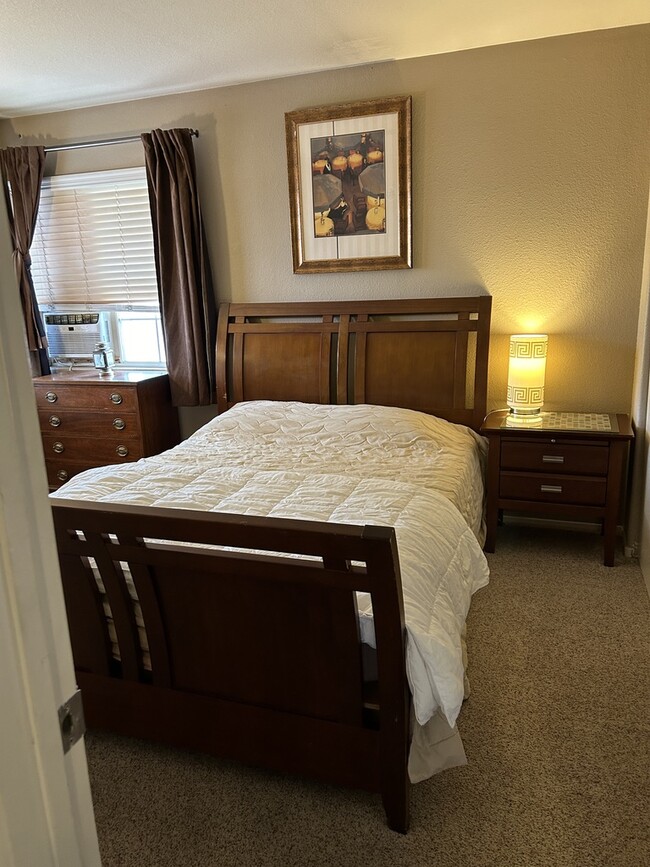 1317 Olvera way, Unit B