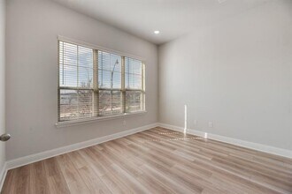 7009 Sunset Blvd in Rowlett, TX - Building Photo - Building Photo