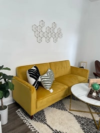 731 Reservoir St photo'