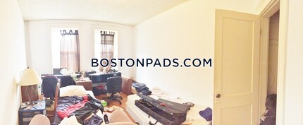 137 Park Dr in Boston, MA - Building Photo - Building Photo