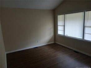 3934 Village Dr in Fayetteville, NC - Building Photo - Building Photo
