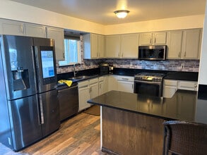 6874 Noble St in Colorado Springs, CO - Building Photo - Building Photo