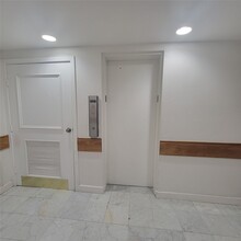 2333 Bering Dr in Houston, TX - Building Photo - Building Photo