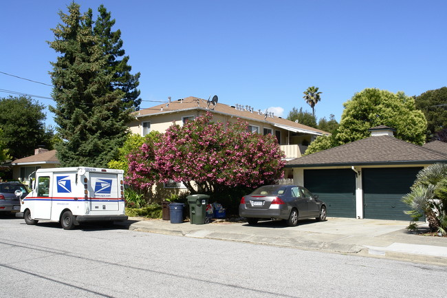 970 Alice Ln in Menlo Park, CA - Building Photo - Building Photo