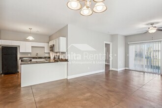 5518 N Edwards Cir in Wichita, KS - Building Photo - Building Photo