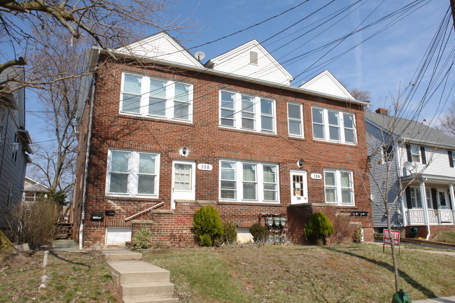 135-139 E Cliff St in Somerville, NJ - Building Photo - Building Photo