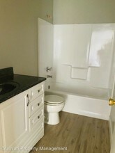 13535 Yukon Ave in Hawthorne, CA - Building Photo - Building Photo