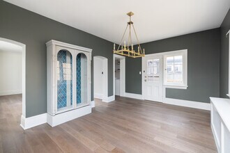 53 Clifton Rd in Toronto, ON - Building Photo - Building Photo
