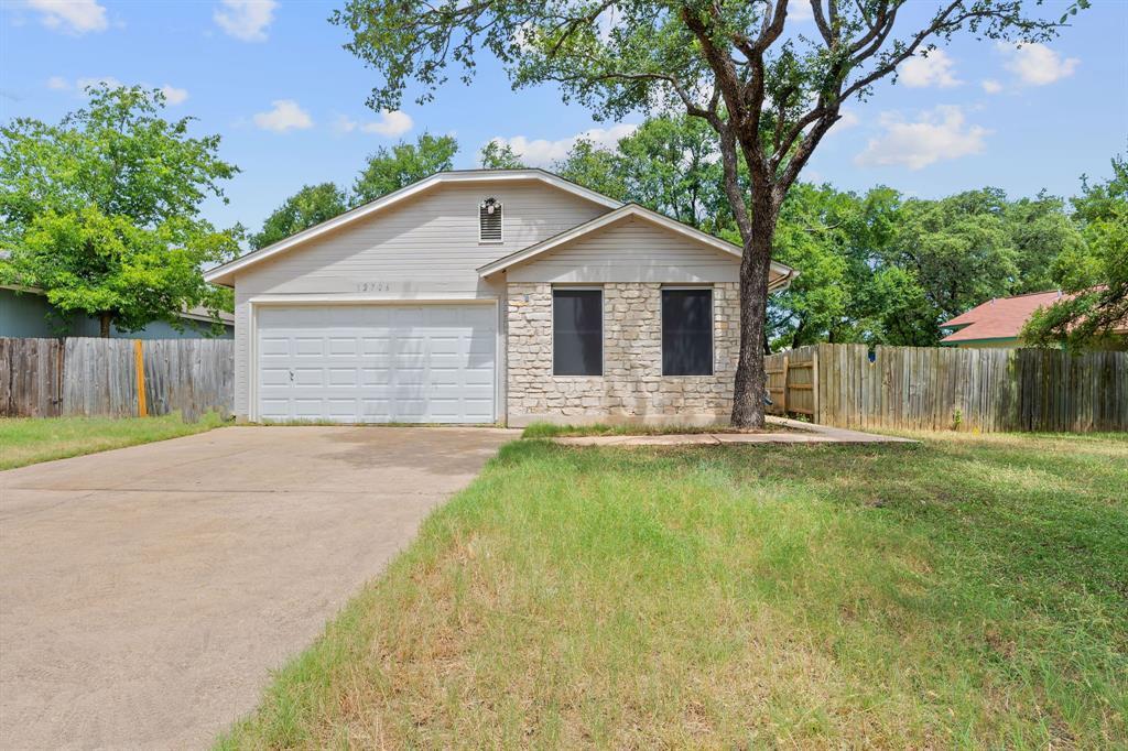 12706 Heinemann Dr in Austin, TX - Building Photo