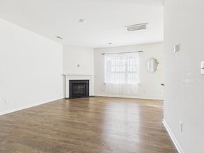 2032 Highland Knoll Dr in Charlotte, NC - Building Photo - Building Photo