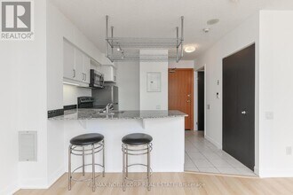 33 Sheppard Ave E in Toronto, ON - Building Photo - Building Photo