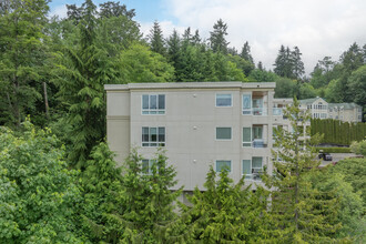 Mercerdale Park in Mercer Island, WA - Building Photo - Building Photo