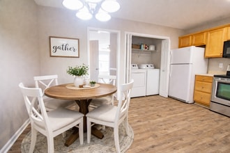 452 Cityview Ln in Fayetteville, NC - Building Photo - Building Photo