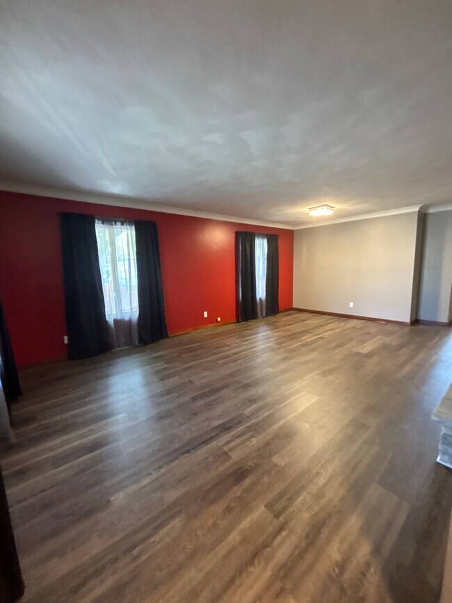 429 Monroe Ave in Findlay, OH - Building Photo - Building Photo