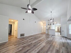 6016 Glenwood Dr in Arlington, TX - Building Photo - Building Photo