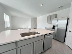 7307 Broad River Ave in Land O Lakes, FL - Building Photo - Building Photo