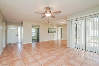 220 SE 27th Terrace in Cape Coral, FL - Building Photo - Building Photo