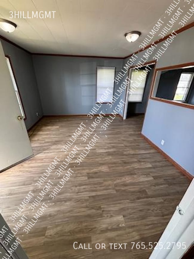 property at 5600 W Kilgore Ave