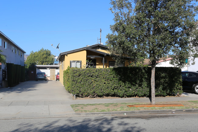 907 Mariposa St in Glendale, CA - Foto de edificio - Building Photo