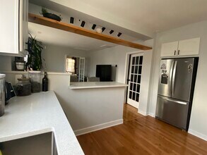 3719 N Newcastle Ave, Unit 2 in Chicago, IL - Building Photo - Building Photo