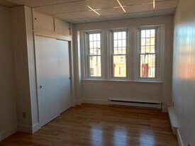 272 Newbury St, Unit 15 in Boston, MA - Building Photo