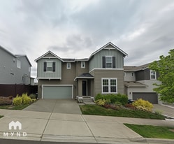 5668 S 302nd St in Auburn, WA - Building Photo