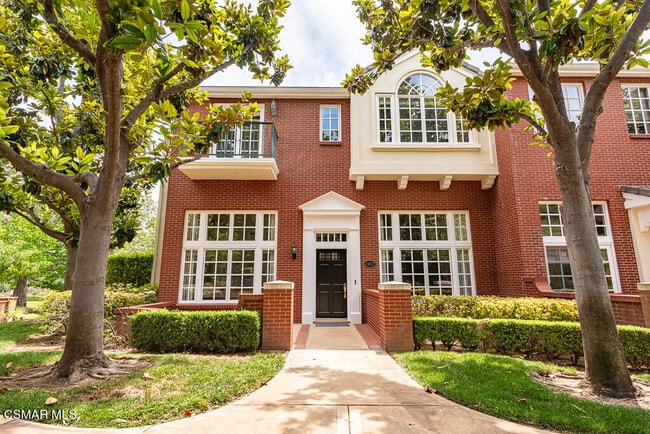 property at 2407 Swanfield Ct