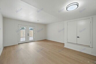 824 Wildwood Ln in Grapevine, TX - Foto de edificio - Building Photo