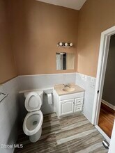 613 Clinton Ave in Albany, NY - Building Photo - Building Photo