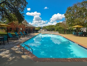 Centennial Place Apartments in Austin, TX - Building Photo - Building Photo