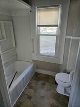 2700 N 2nd St in Clinton, IA - Building Photo - Building Photo