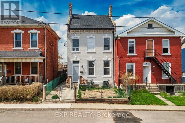 property at 125 Cathcart St