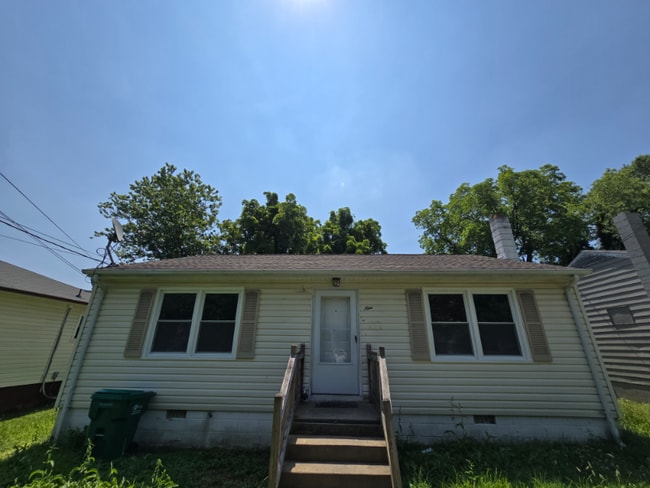 5 N Fern Ave in Highland Springs, VA - Building Photo - Building Photo