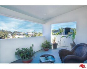 613 6th Ave in Los Angeles, CA - Building Photo - Building Photo