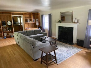 540 Blythe St in Hendersonville, NC - Building Photo - Building Photo