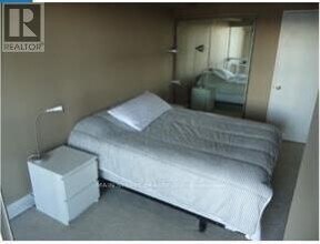 92 King St E in Toronto, ON - Building Photo - Building Photo